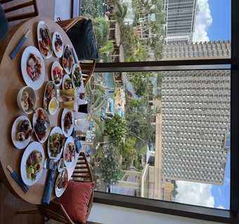 괌 두짓타니 아쿠아 디너뷔페: 선셋 오션뷰와 함께하는 특별한 저녁식사